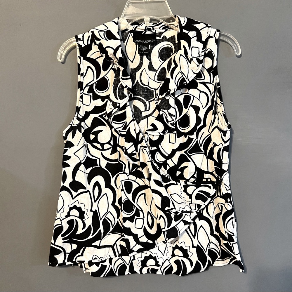 Cynthia Rowley Black & White Linen Sleeveless Graphic Blouse Ruffle Wrap Medium